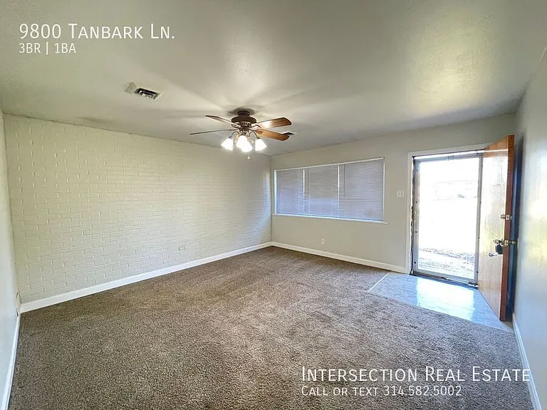 9800 Tanbark Ln — Photo 4