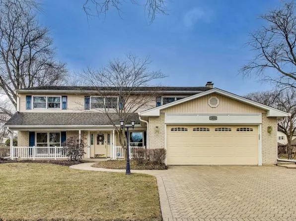 1426 S Evergreen Ave, Arlington Heights, IL 60005