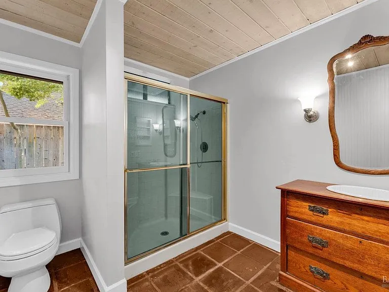 564 Willow Ct — Photo 17