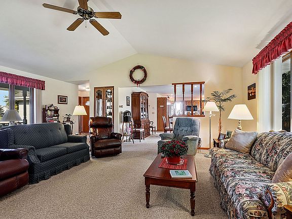 Very spacious great room