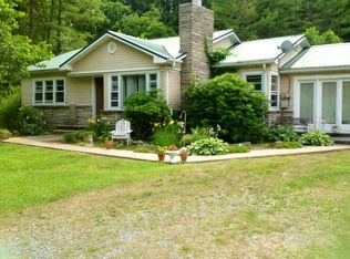 312 Highway 143, Roan Mountain, TN 37687