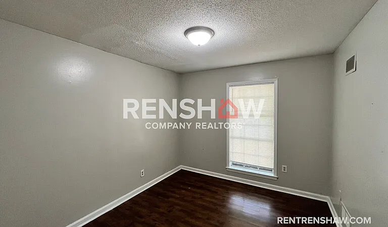 3278 Fox Chase Dr — Photo 8
