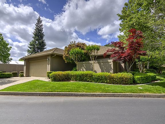 2nd image of 5240 La Sendita Ln