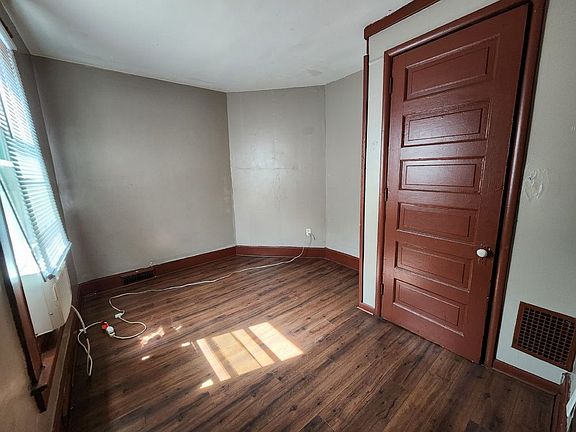 4th image of 2044 N 11th St #0