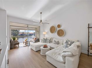 2450 Old Groves RD #201, NAPLES, FL 34109