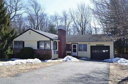 1st image of 161 Lane Dr