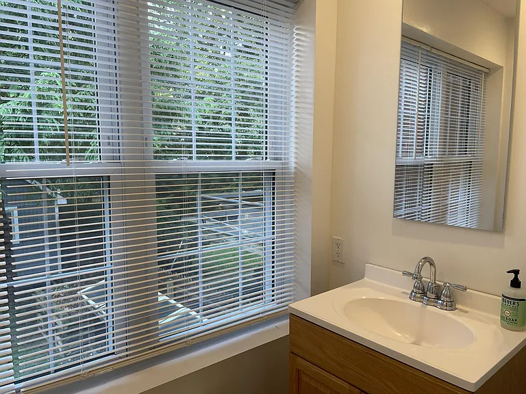 1st floor bath