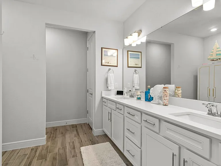 3141 Voyager Ave — Photo 19
