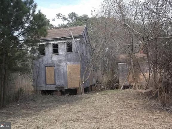 2nd image of 3033 William Maddox Rd