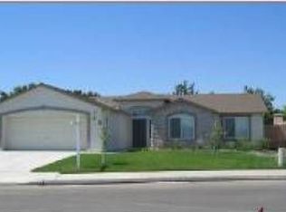 2437 N Mitre Ave, Fresno, CA 93722