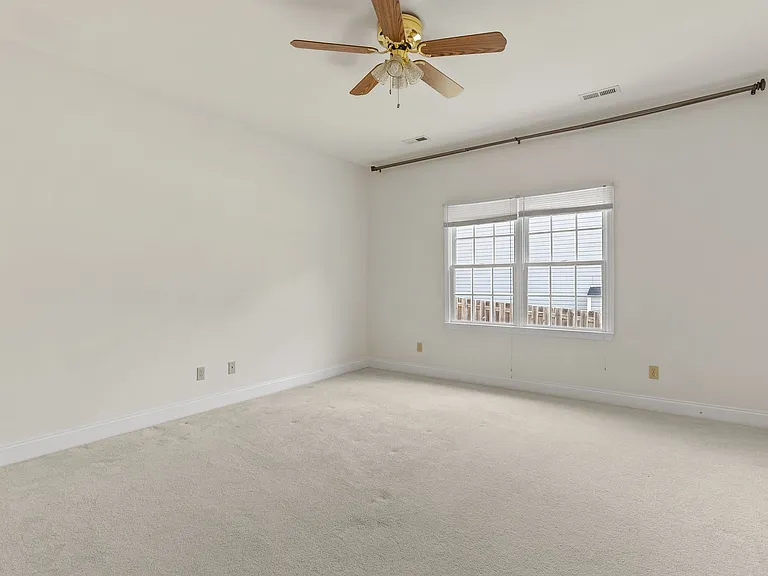 29 Mill Stone Dr — Photo 14