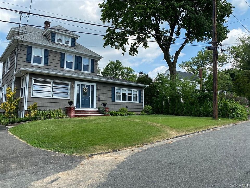 1st image of 11 Moore Ave