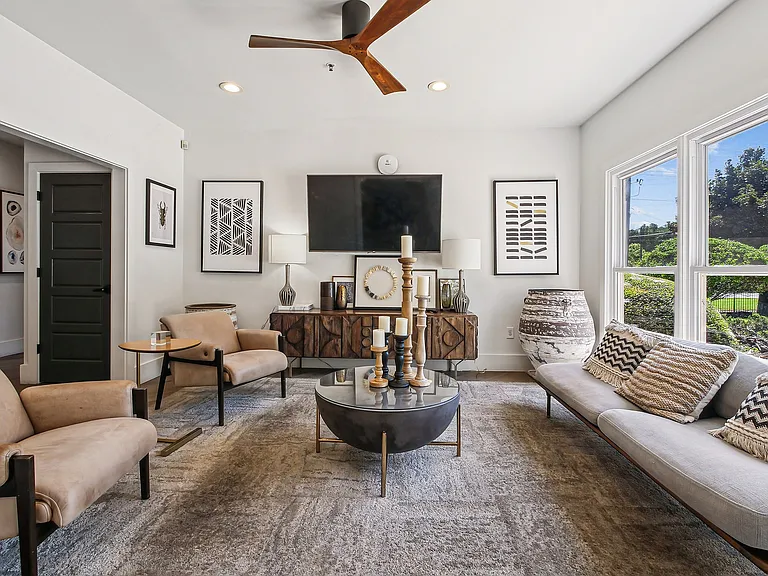 ReNew Cobb — Photo 34