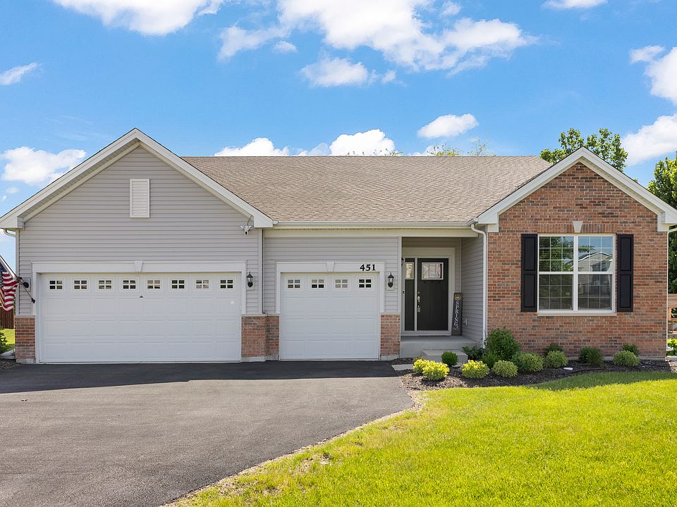1st image of 451 Parkside Ln