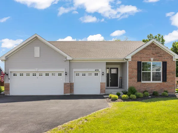 451 Parkside Ln, Yorkville, IL 60560