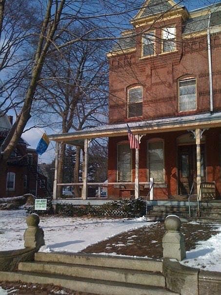2nd image of 406 E 19th St APT 1