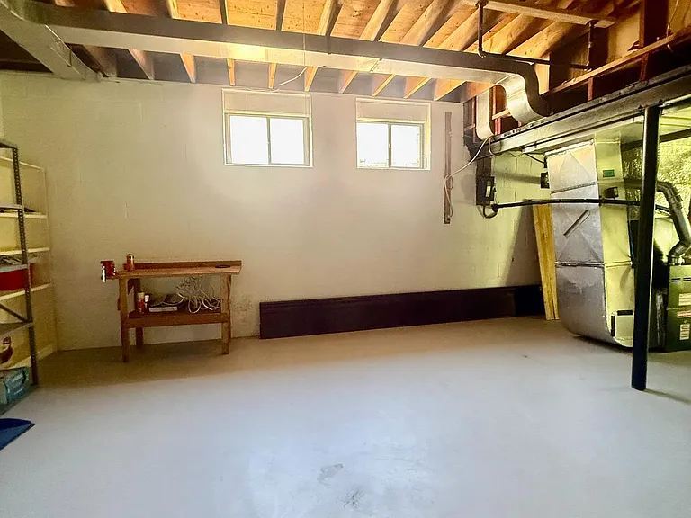 11900 Milbern Dr — Photo 33