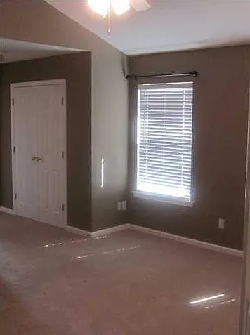 9437 Colleton Way — Photo 16