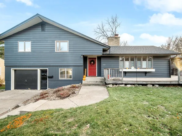709 Summit Ave W, Northfield, MN 55057