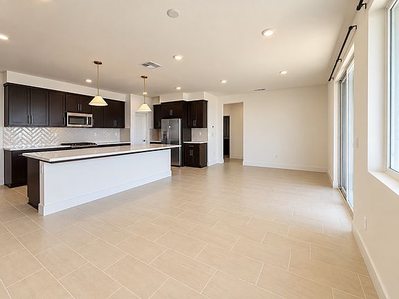 5th image of 9804 Seawind Way