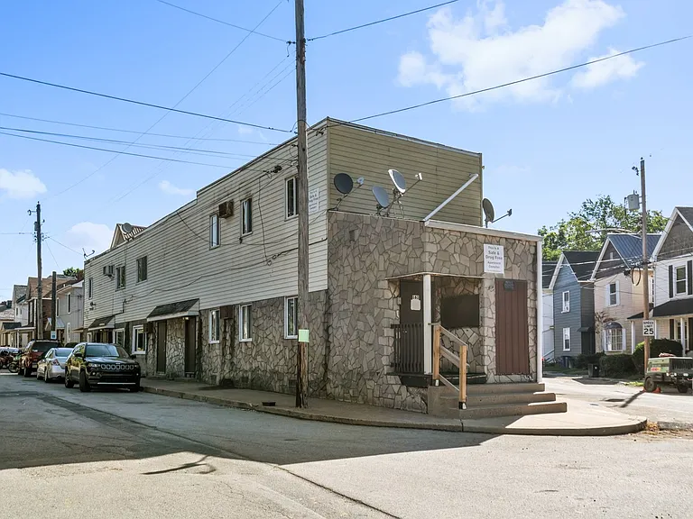 161 Hall Avenue — Photo 19