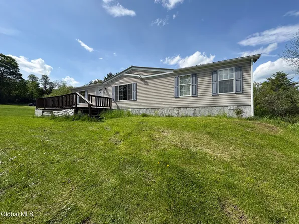 707 Tarbell Hill Road, Moriah, NY 12960