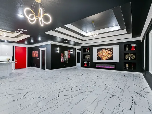 1605 Club House Ln, San Angelo, TX 76904