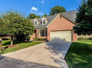 8350 Kugler Meadow Ct, Cincinnati, OH 45236