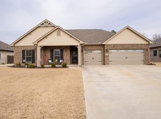 1808 SE Meadowbrook Dr, Cullman, AL 35055