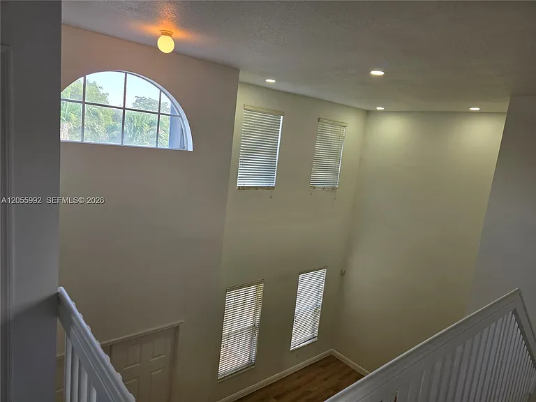 12745 SW 204th Ln — Photo 12