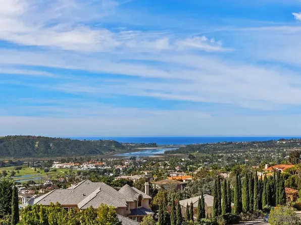 7215 El Fuerte St, Carlsbad, CA 92009