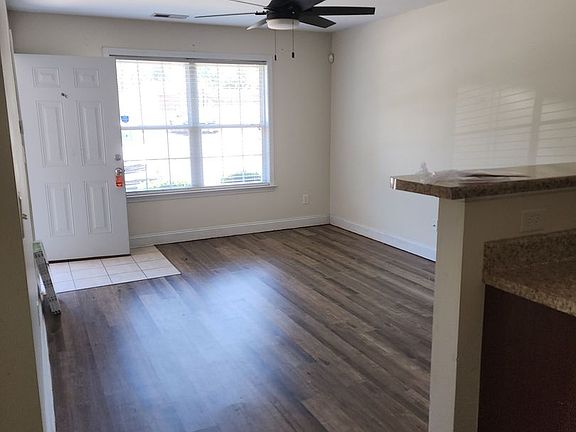 4th image of 149 Wading Creek Ln APT 204