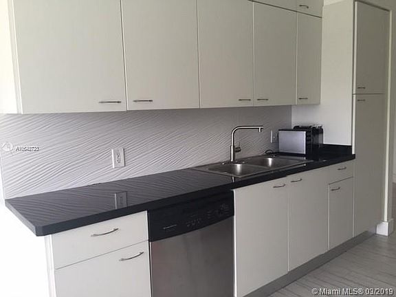 3rd image of 20185 E Country Club Dr APT 206