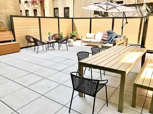 Rented by Safdie Realty Group | media 21