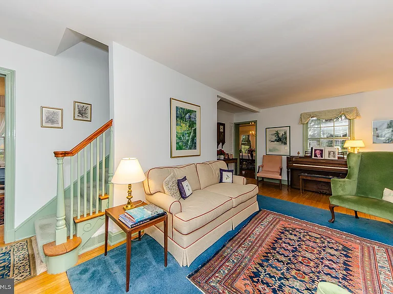 1308 Tracy Pl — Photo 18