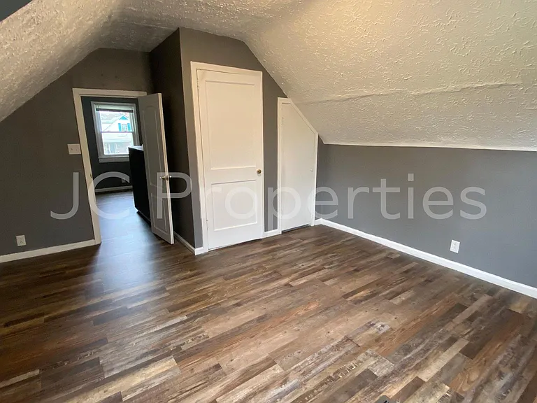 4406 Waymire Ave — Photo 10