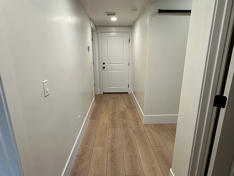 S 620 W — Photo 27