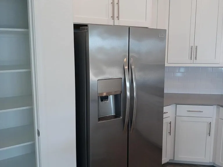 440 S 202nd Ln — Photo 24