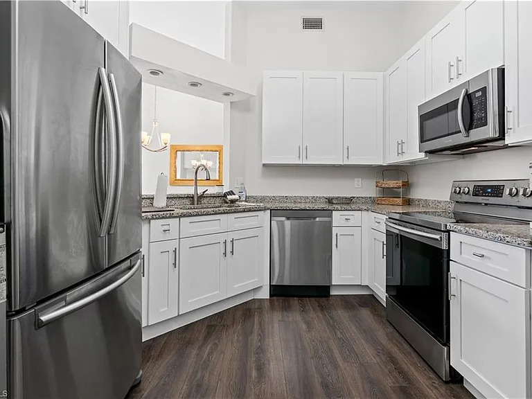 2711 Citrus Lake Dr #F-302 — Photo 12