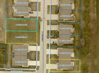 19 Crabtree Ct, Swanton, OH 43558