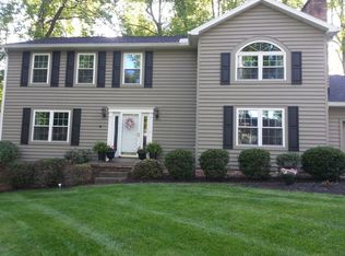 5110 Glenbrook Dr, Vienna, WV