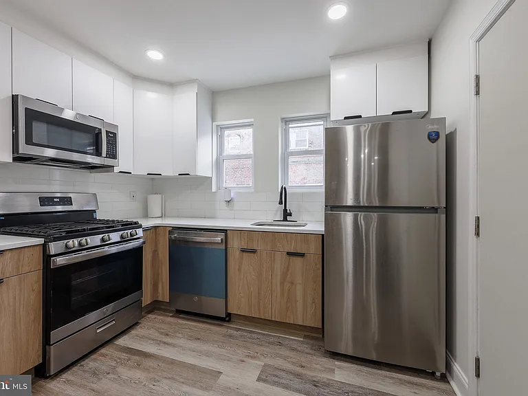 7710 Temple Rd — Photo 8