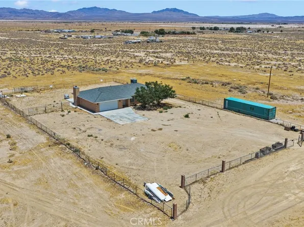 32480 Wren St, Lucerne Valley, CA 92356
