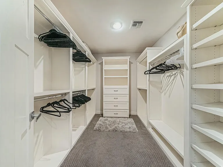 4623 E Earll Dr — Photo 5