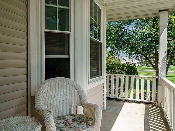 5th image of 256 Muir Dr #0