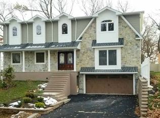 837 Crest Pl, Township Of Washington, NJ 07676