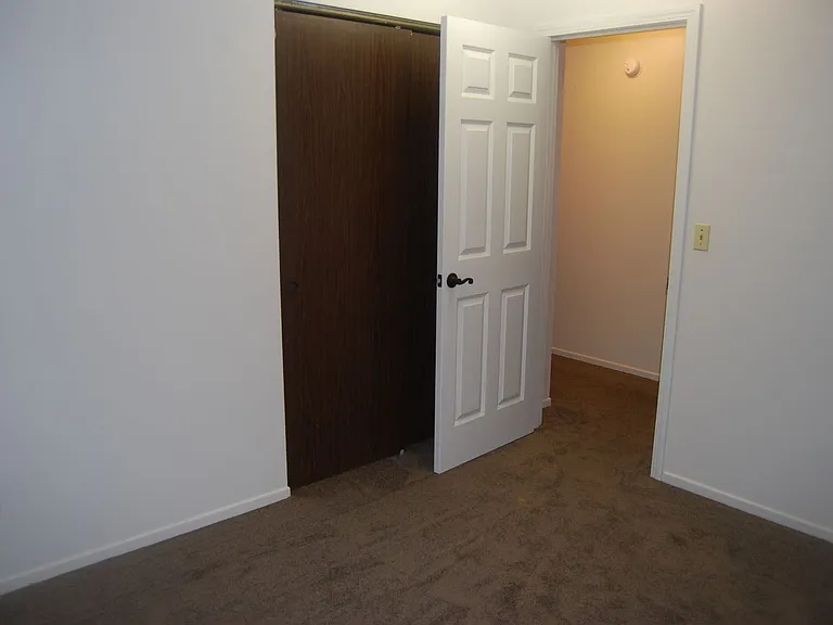 408 Pinehurst Dr — Photo 12