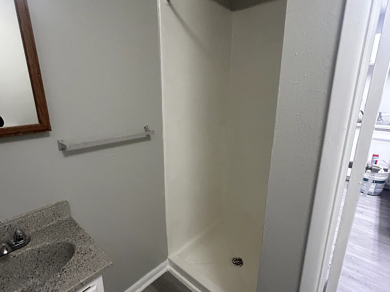 Oakridge Apts — Photo 2