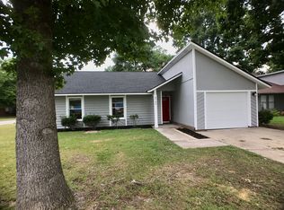 6749 Candlewood Dr, Fayetteville, NC 28314
