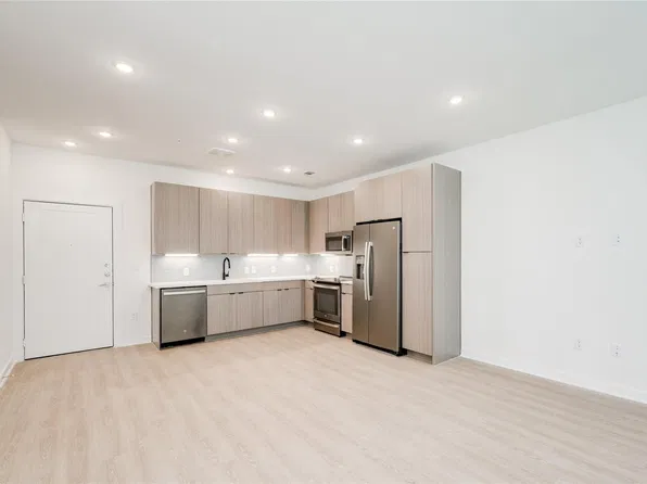 4802 S Congress Ave #121, Austin, TX 78745
